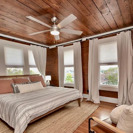 Coastal Craftsman- Walk To Beach & Pleasure Pier- As Seen On 'Restoring Galveston' المظهر الخارجي الصورة
