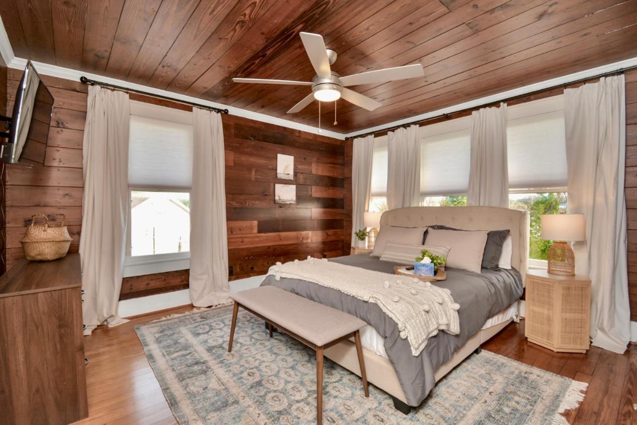 Coastal Craftsman- Walk To Beach & Pleasure Pier- As Seen On 'Restoring Galveston' المظهر الخارجي الصورة