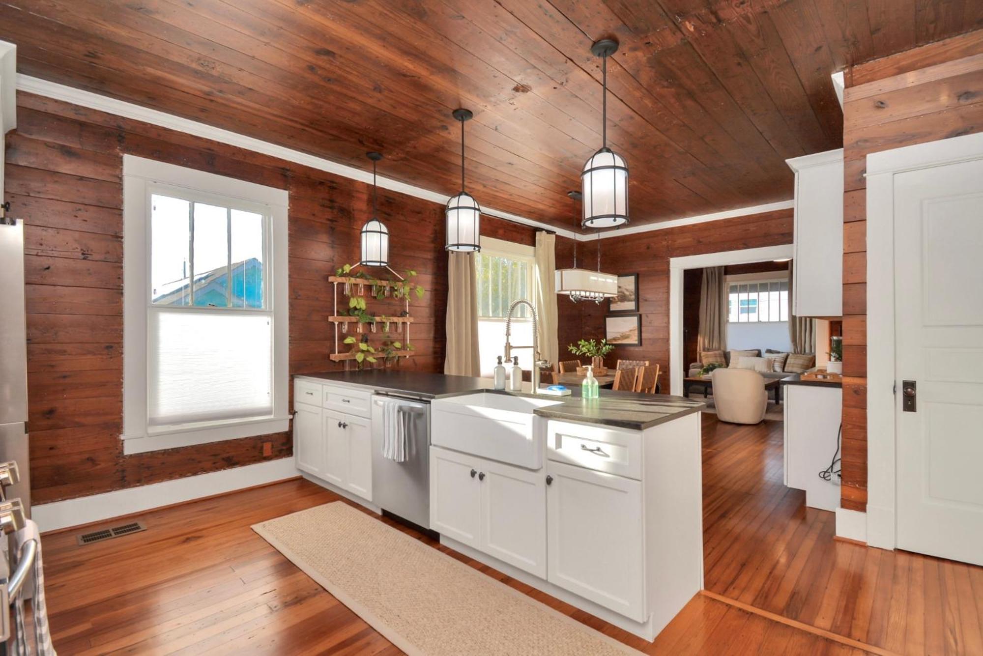 Coastal Craftsman- Walk To Beach & Pleasure Pier- As Seen On 'Restoring Galveston' المظهر الخارجي الصورة